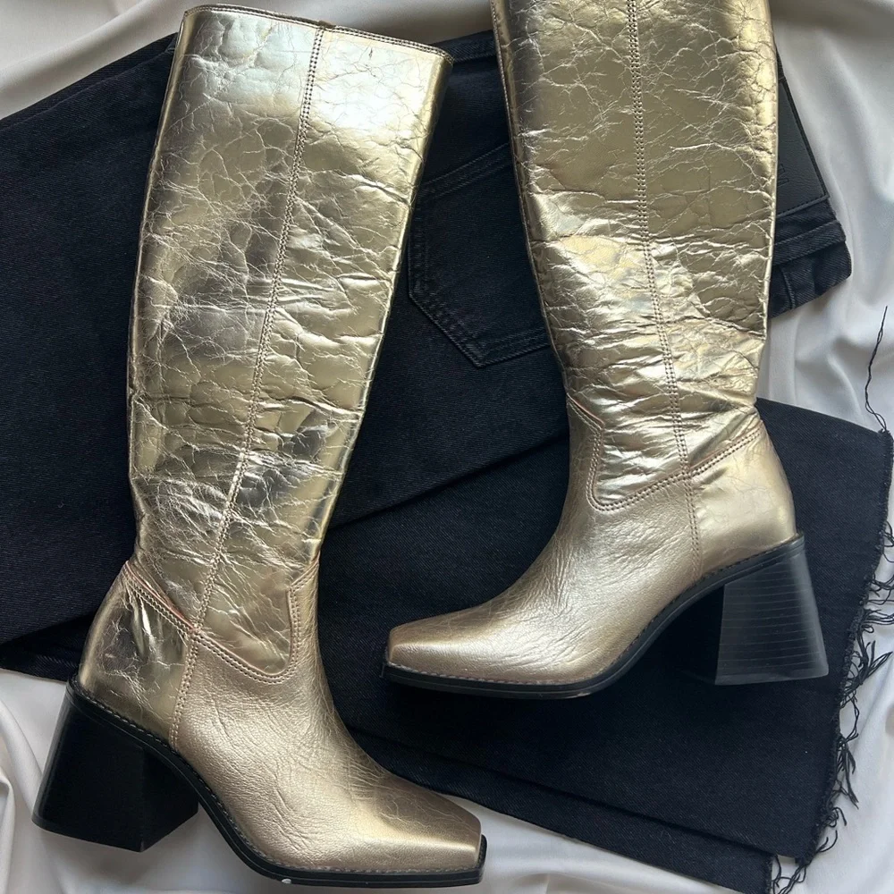 Vince Camuto Gold Sangeti Boots 👢